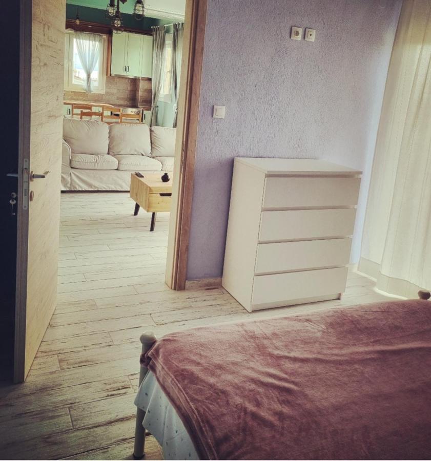 Tararas Apartments Néa Mihanióna Kültér fotó