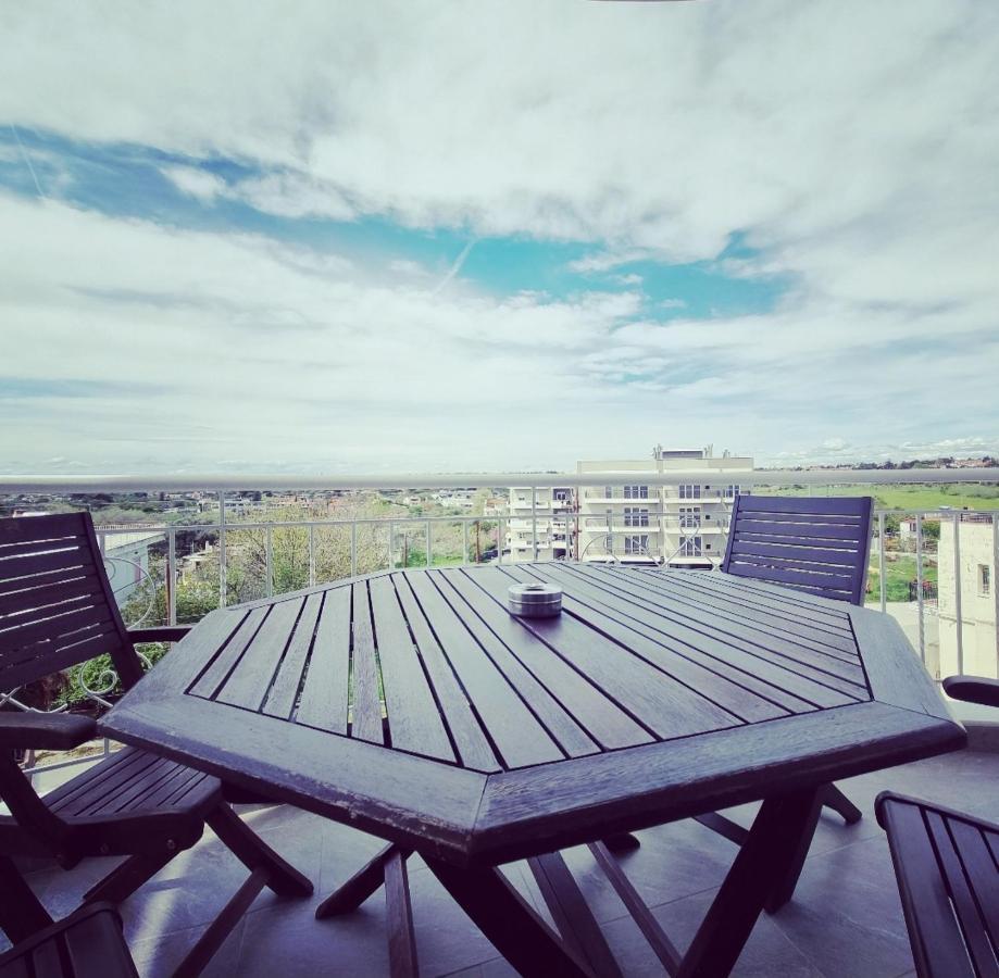 Tararas Apartments Néa Mihanióna Kültér fotó