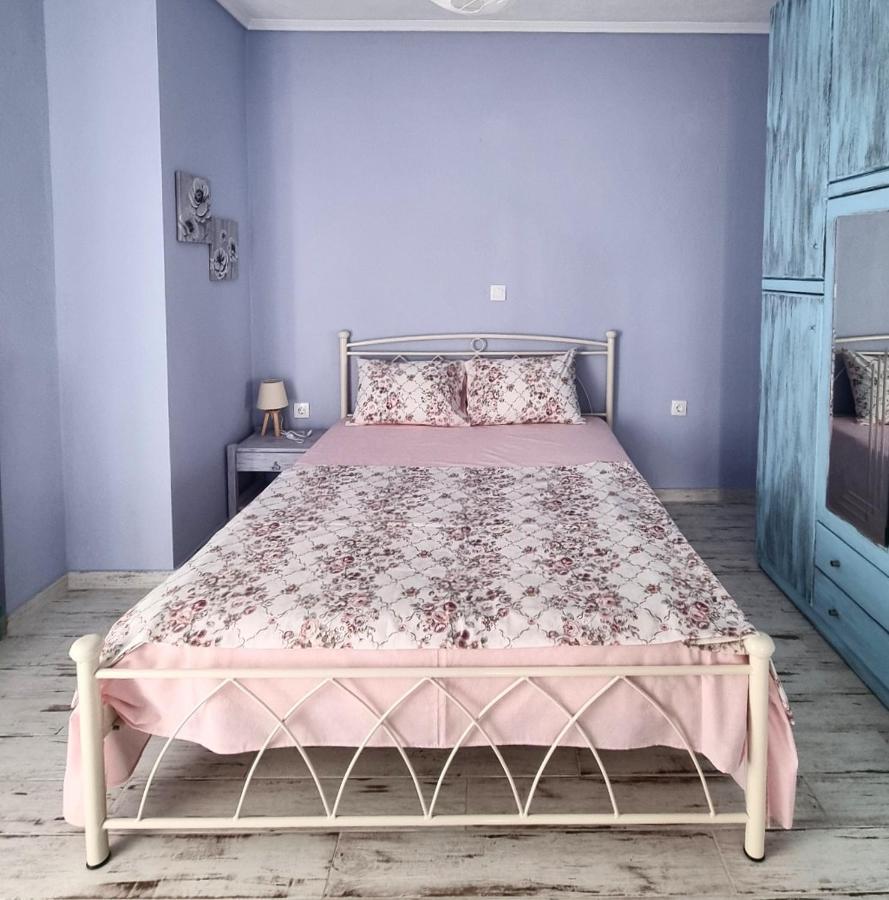 Tararas Apartments Néa Mihanióna Kültér fotó