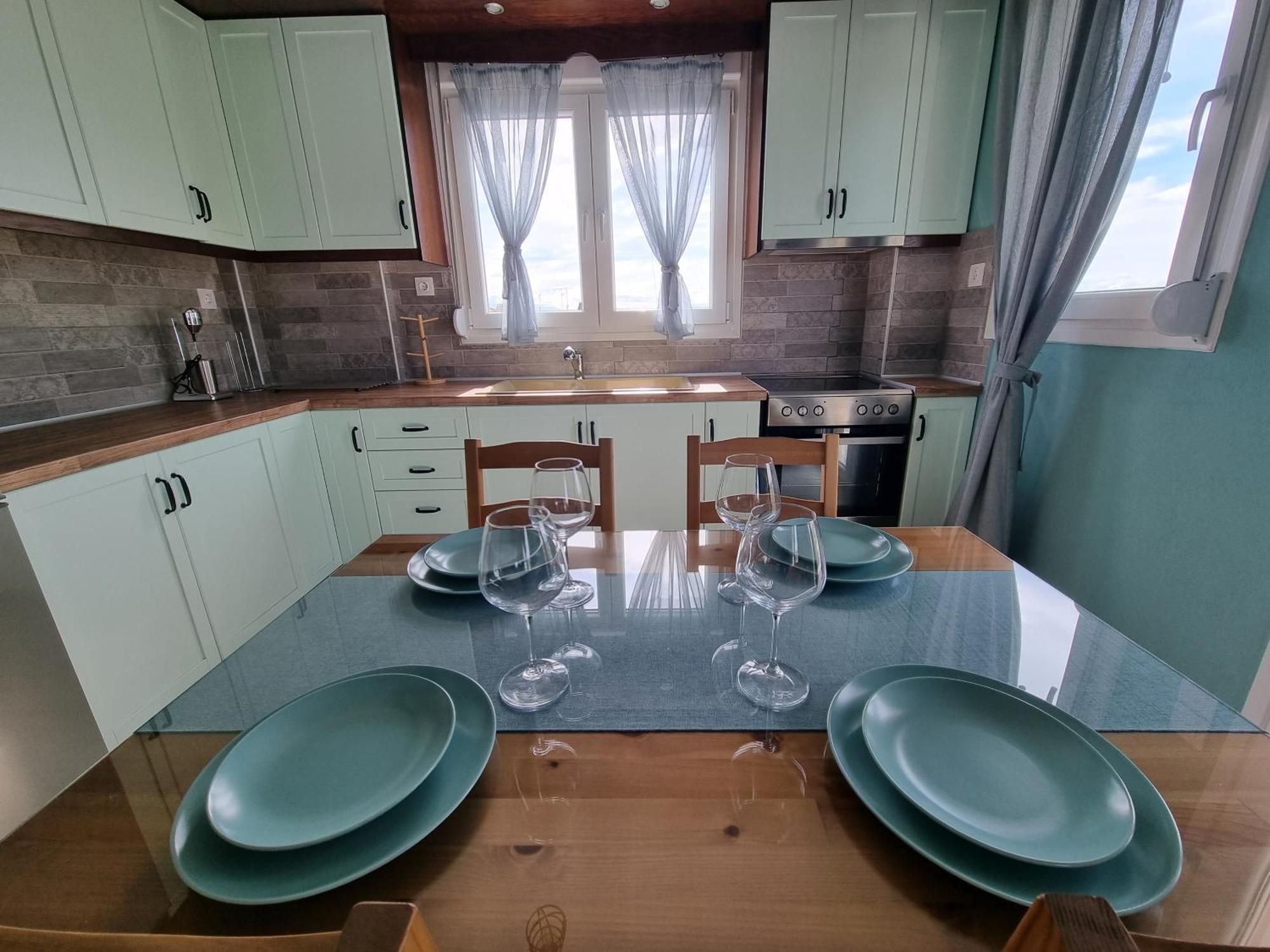 Tararas Apartments Néa Mihanióna Szoba fotó